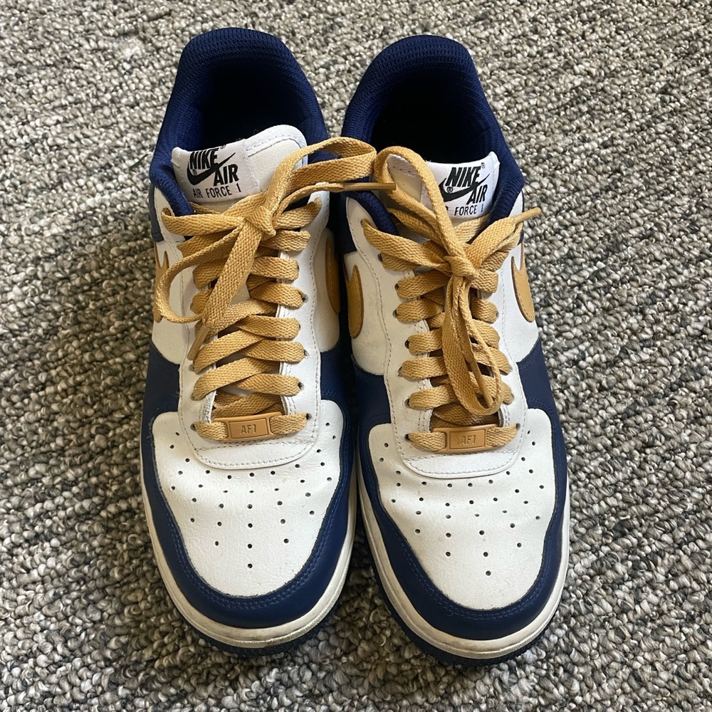 Navy and Gold Air Force 1